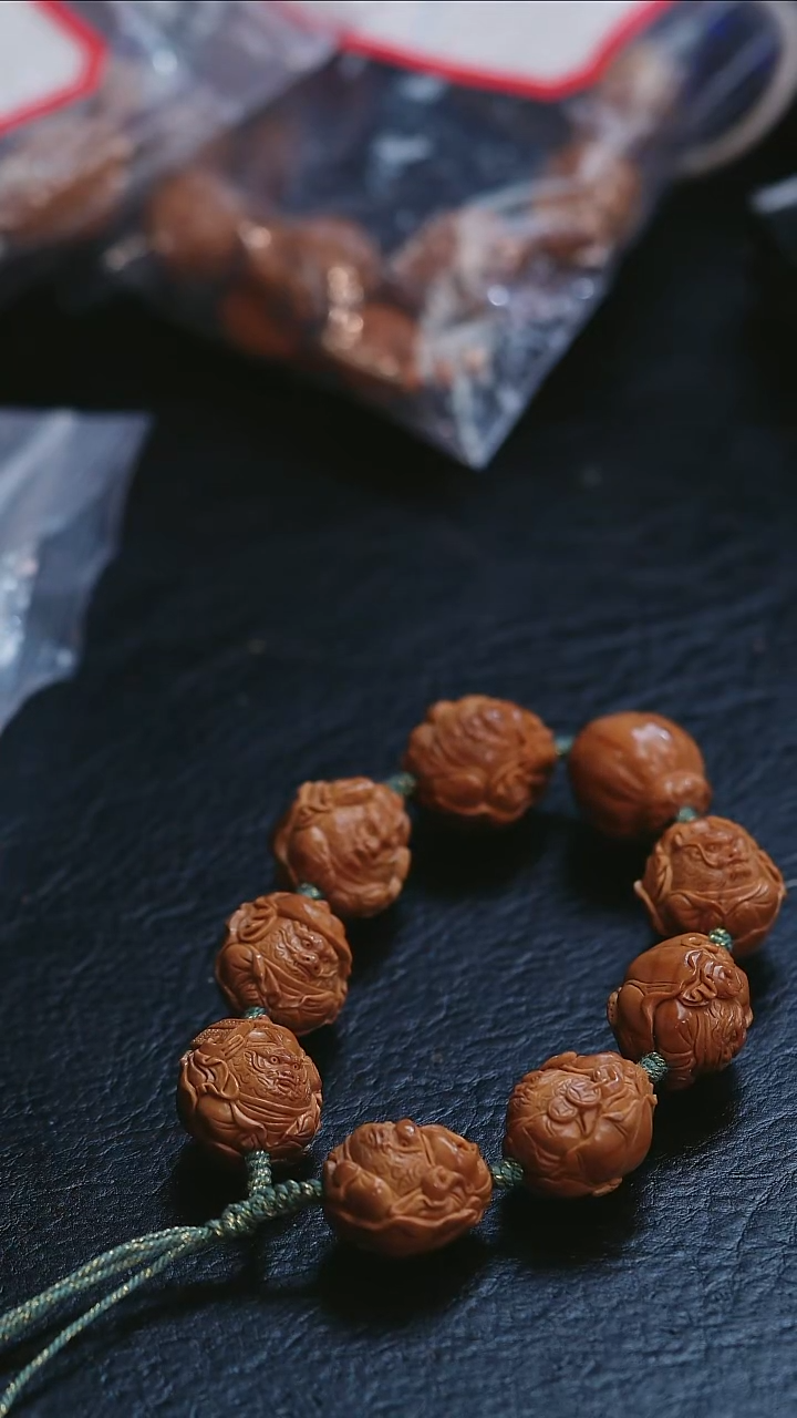 吊坠橄榄核平****、橄榄核