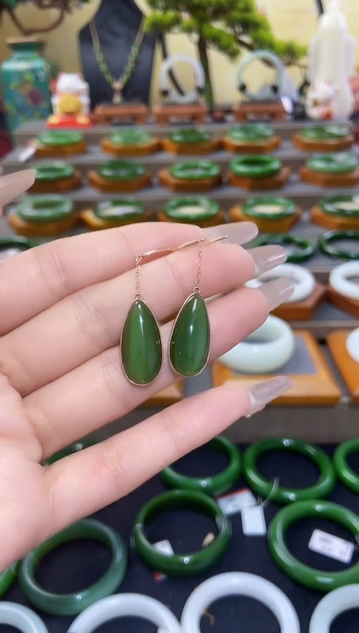 【闪购商品】和田玉耳坠18K金镶嵌18K金碧玉耳坠