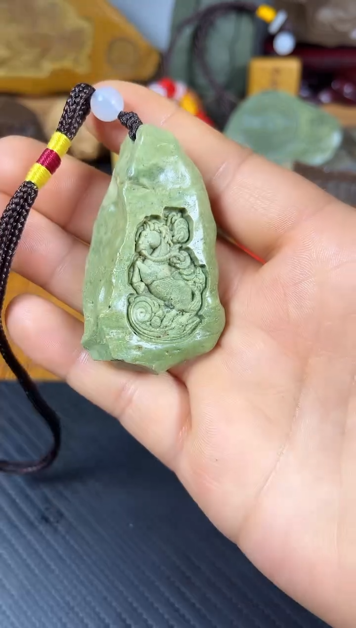 原石雕刻手把件默认打孔穿绳92