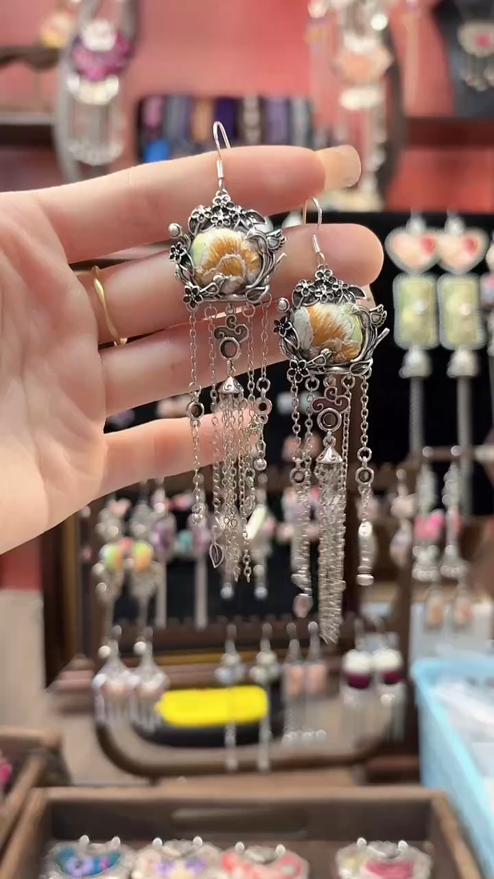 织绣 云织谣民族风精美饰品   181