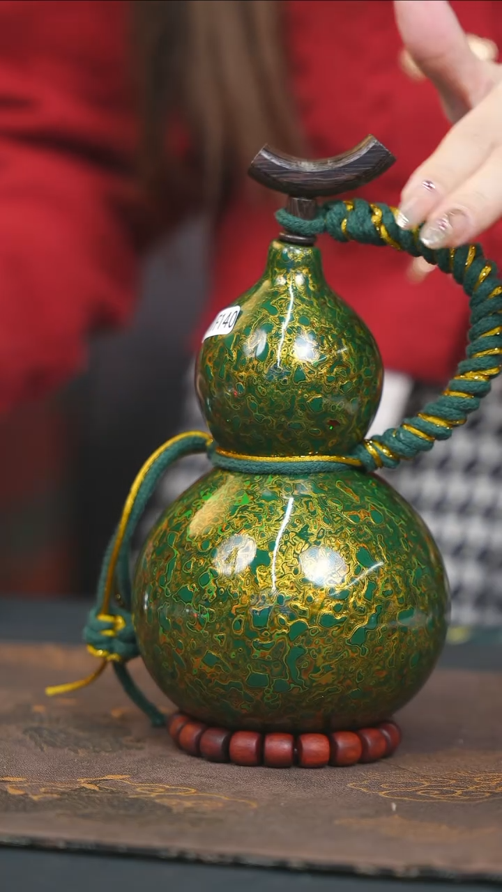 【闪购商品】WF140漆艺酒葫芦不包手串及旋转底座