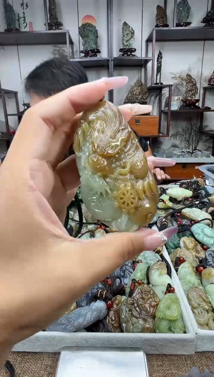 和田玉未镶嵌把件1