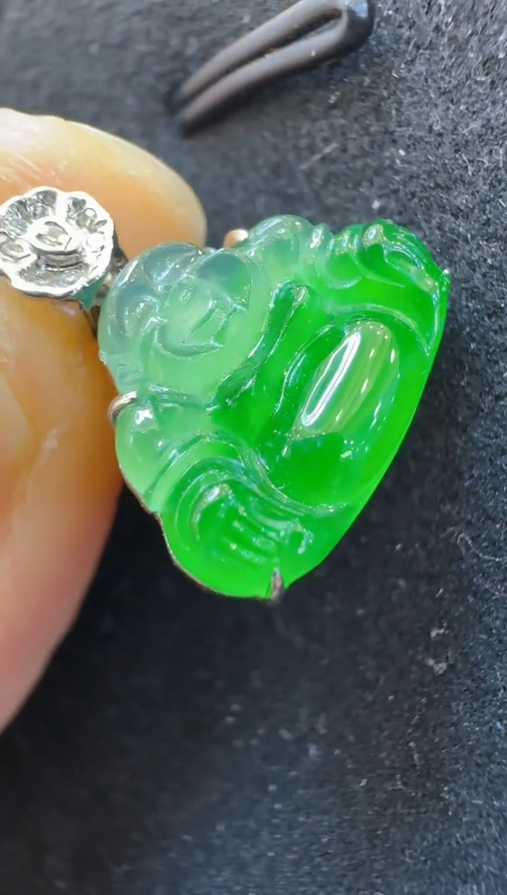 翡翠18K金镶嵌吊坠(不含链)多样性发货拍一发一