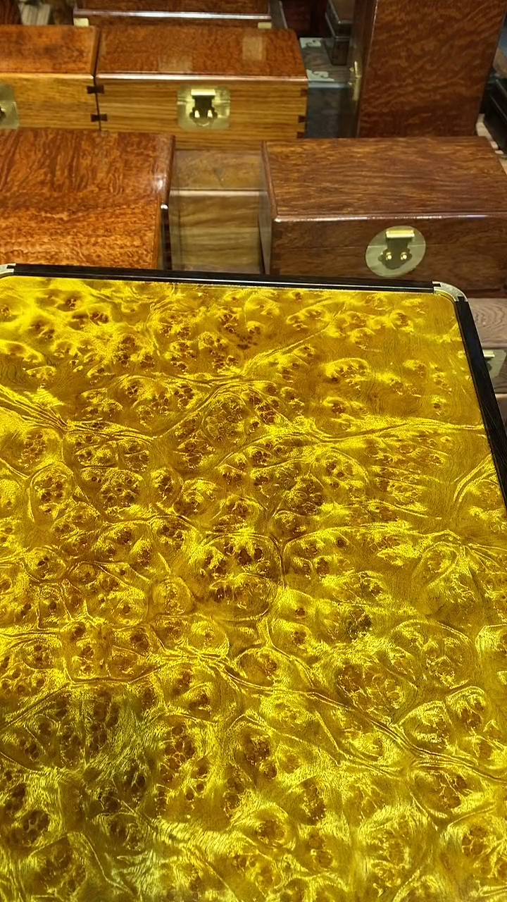 【闪购商品】香樟木木艺茶盘一个