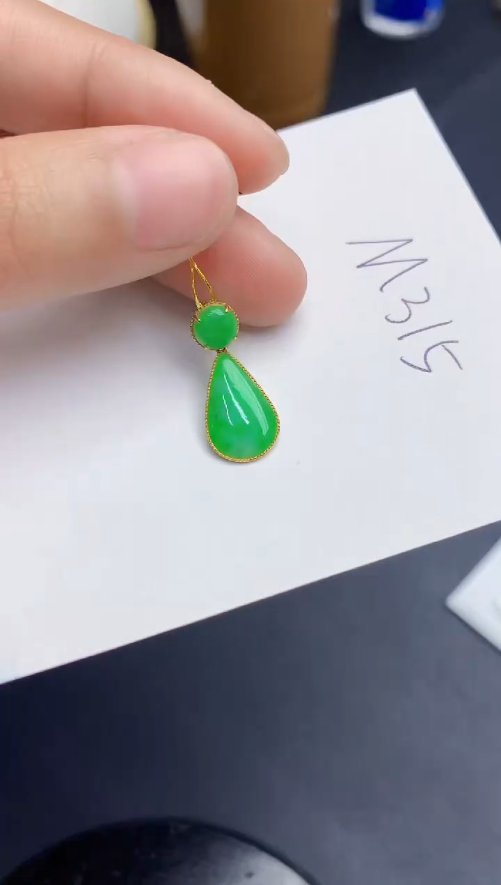 【闪购商品】翡翠颈饰18K金镶嵌000000000