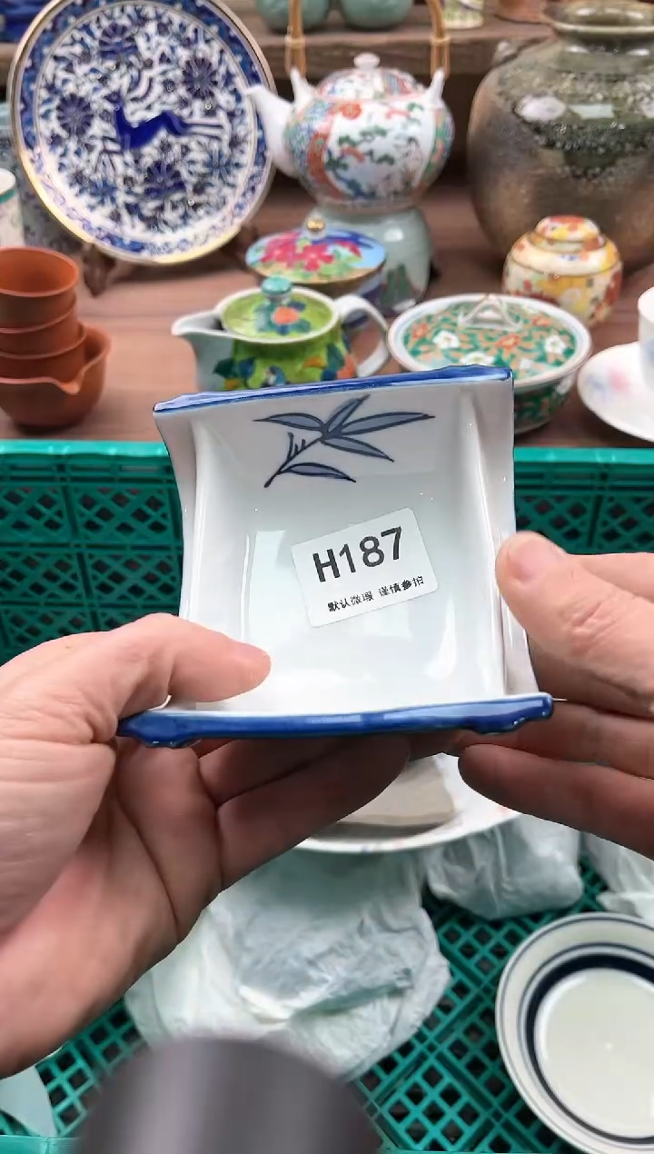 【闪购商品】瓷片187