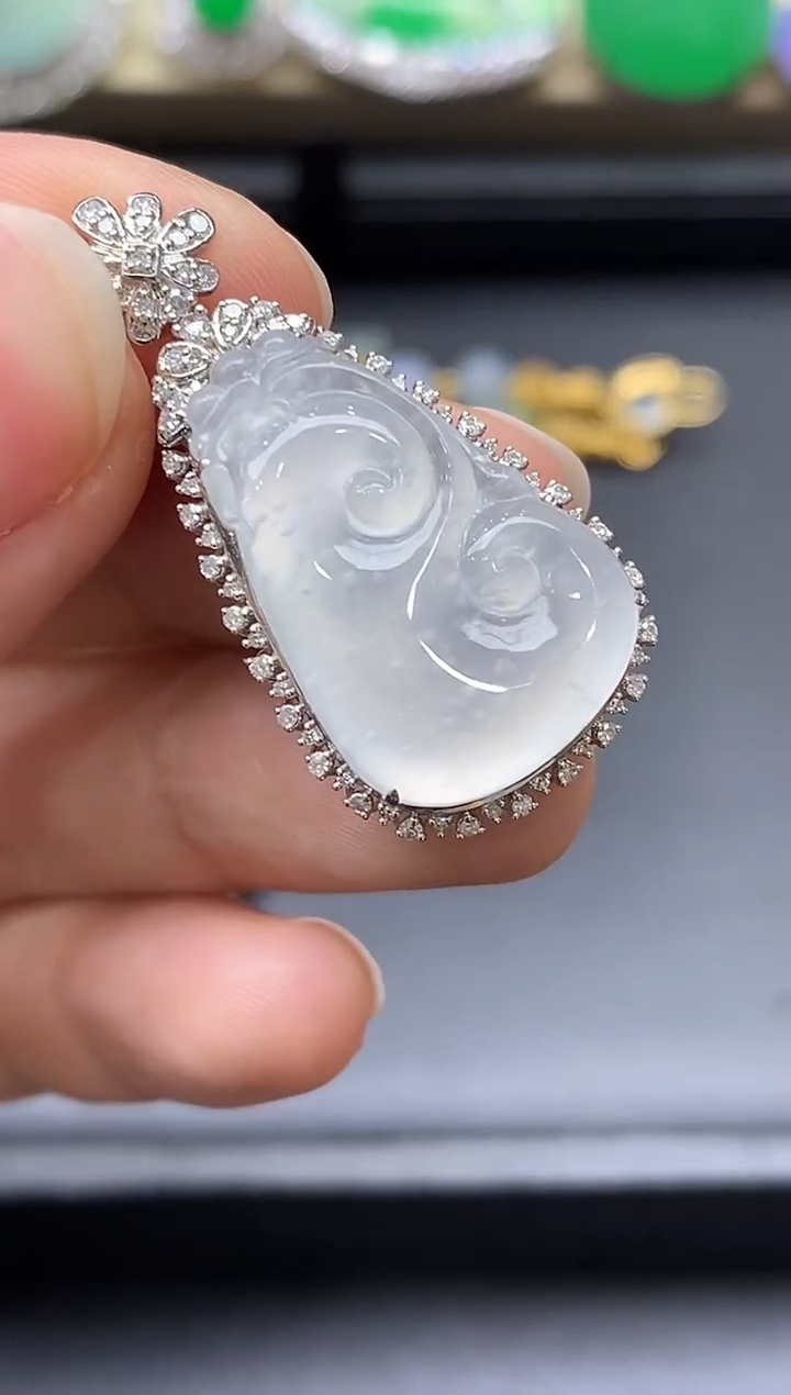 颈饰18K金镶嵌翡翠559中国好珍宝