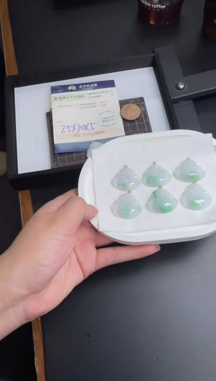 【闪购商品】翡翠挂件18K金镶嵌佛公FL13配绳/多样性发其一CP