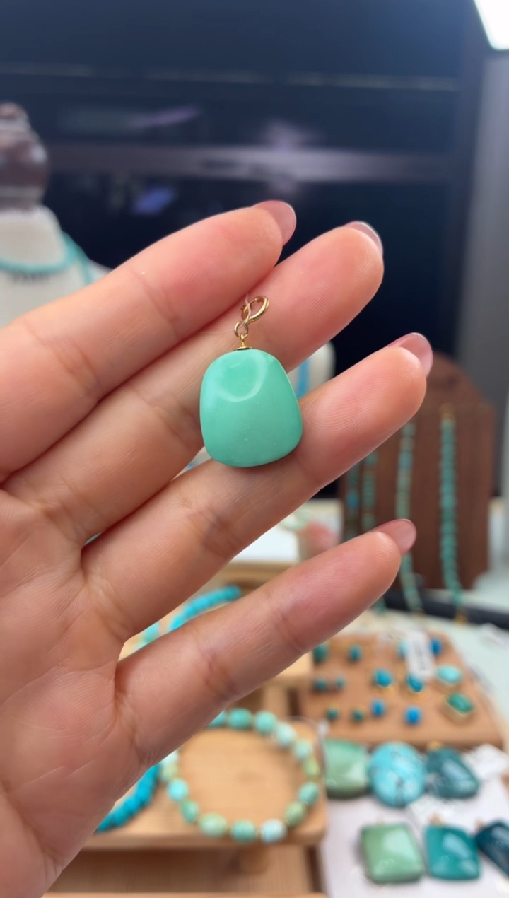 18K金镶嵌绿松石吊坠(不含链)1