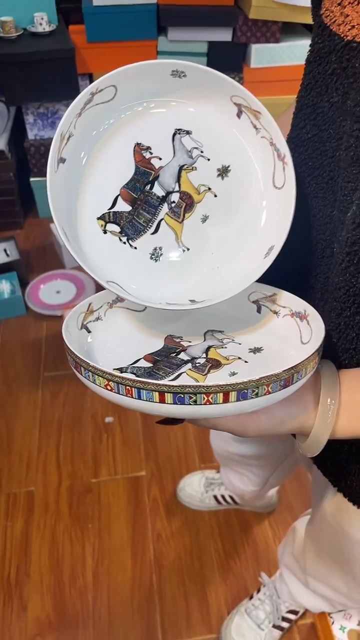 杯鸿辉家品牌瓷器，京东包邮！