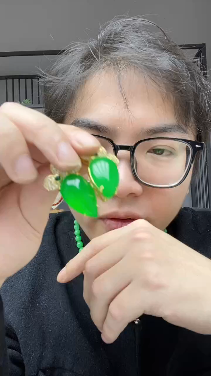 【闪购商品】翡翠颈饰合金萝卜吊坠