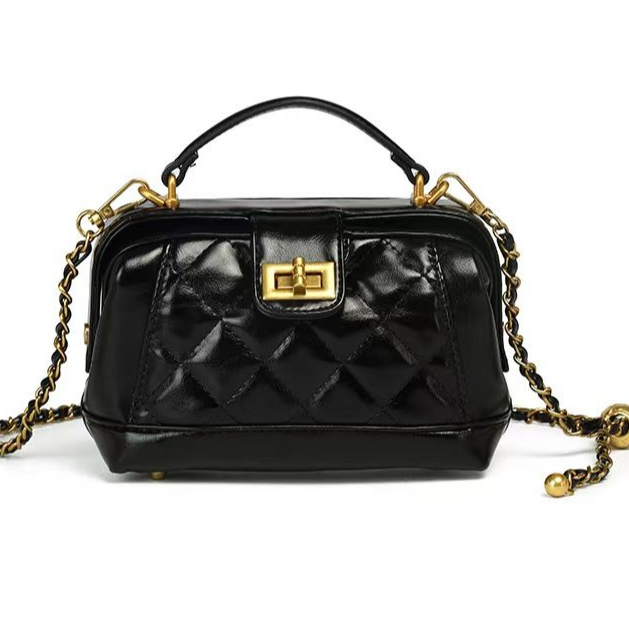 铆钉见外包装小香风腋下包JJ002