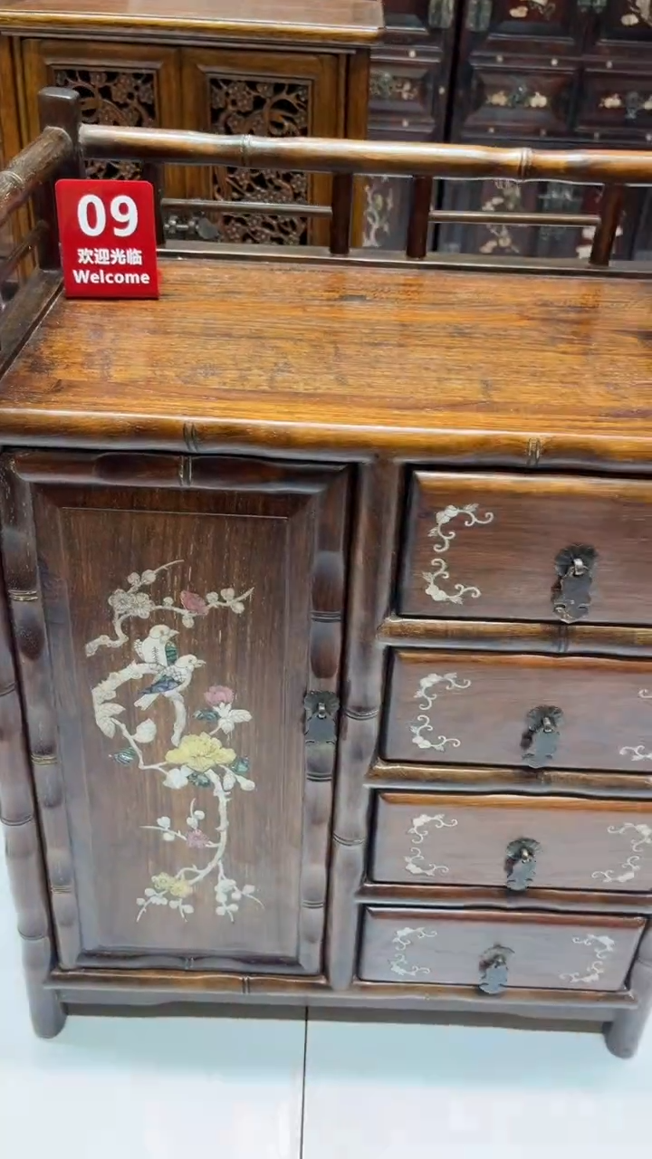 【闪购商品】木喜鹊登梅竹节茶水柜