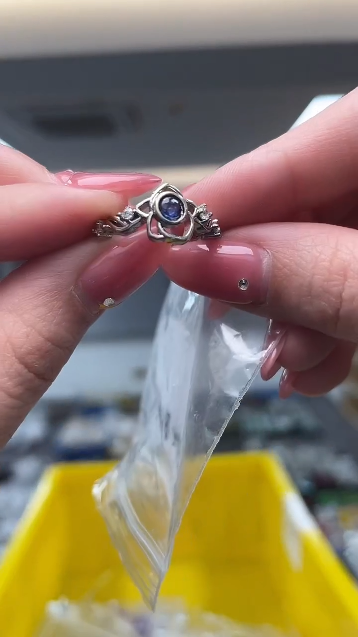 戒指蓝宝石未镶嵌（多样性发一件）