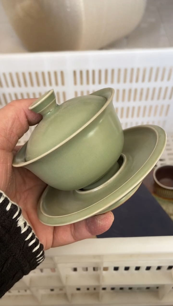 杯子瓷无运费险有瑕疵的摄影的产品有使用过的痕迹有点脏介意勿拍