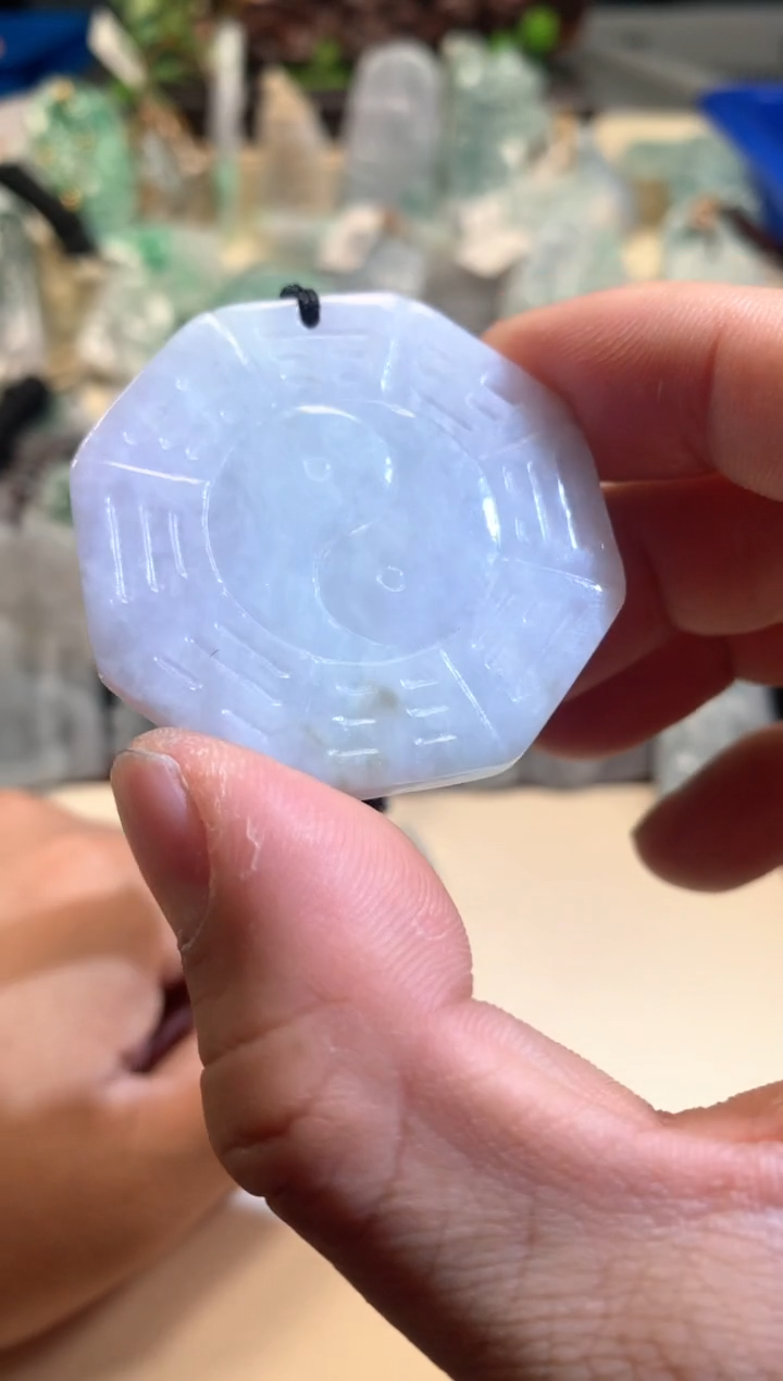 【闪购商品】翡翠颈饰未镶嵌02/10/166