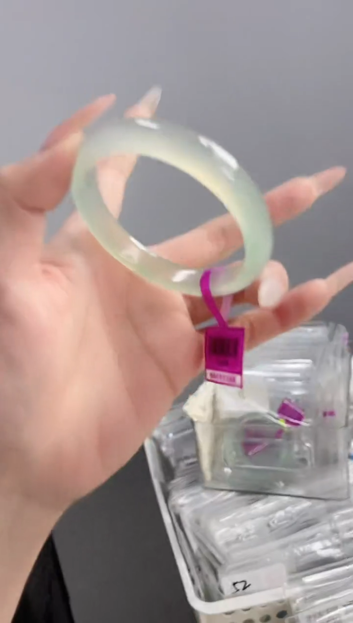 【闪购商品】玛瑙/玉髓手镯未镶嵌手镯54-55圈