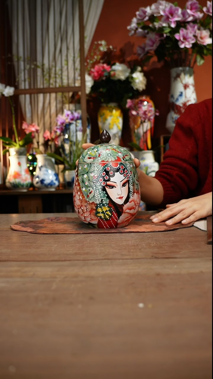 当代高温釉下彩手绘陶瓷餐具