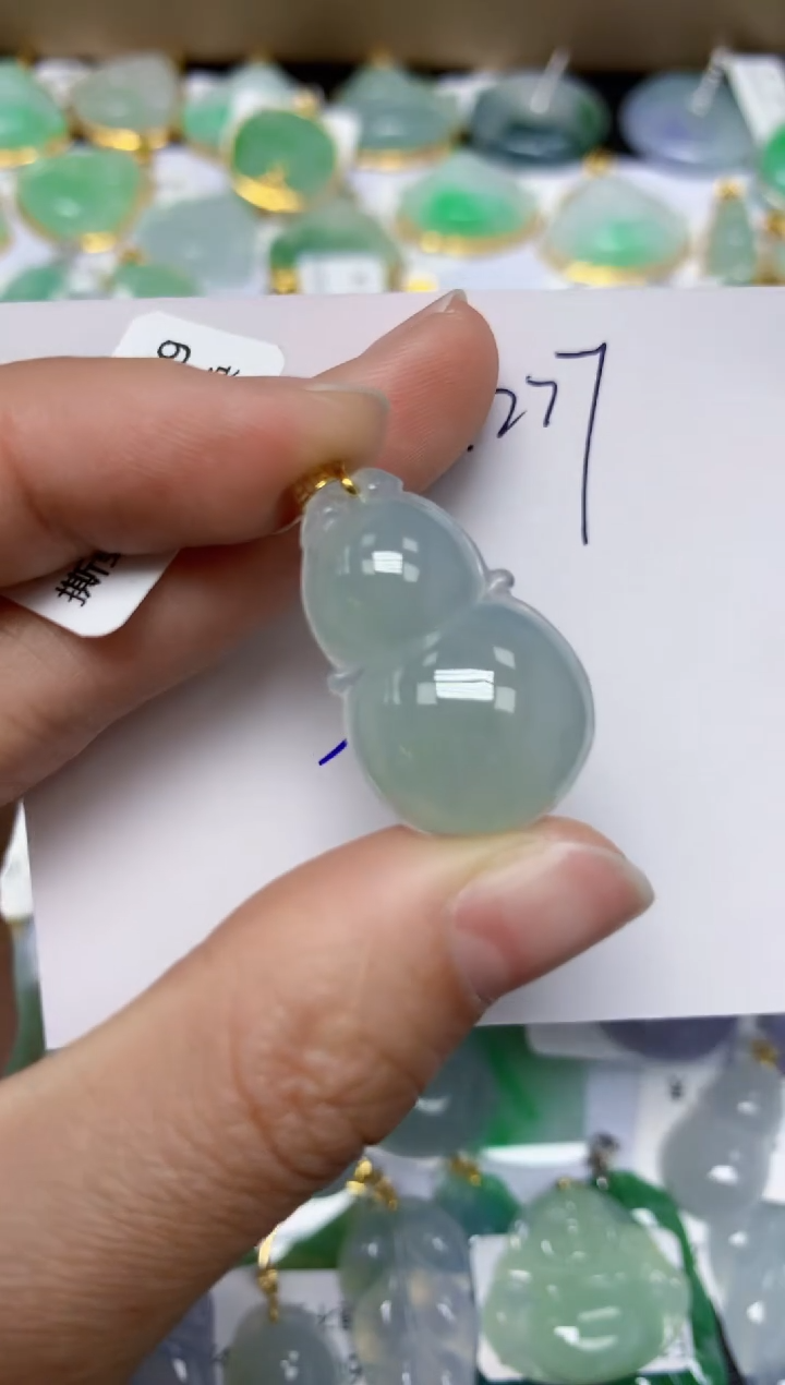 【闪购商品】翡翠颈饰18K金镶嵌 天然翡翠A货