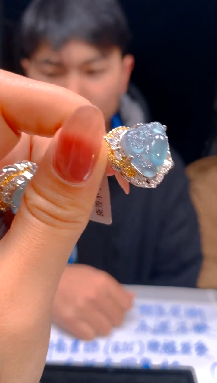 【闪购商品】定制翡翠未镶嵌7定制翡翠 多样性发货（发其一）