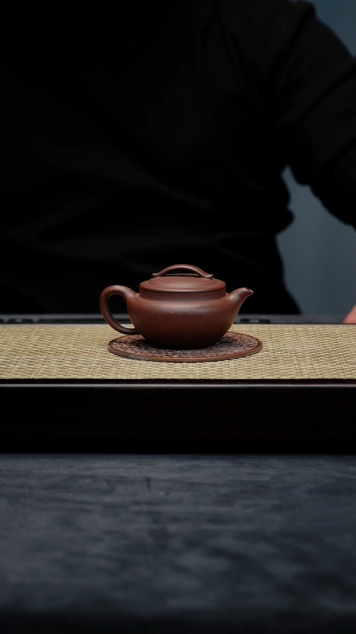 茶壶紫砂瑕疵90cc紫降坡瓦当