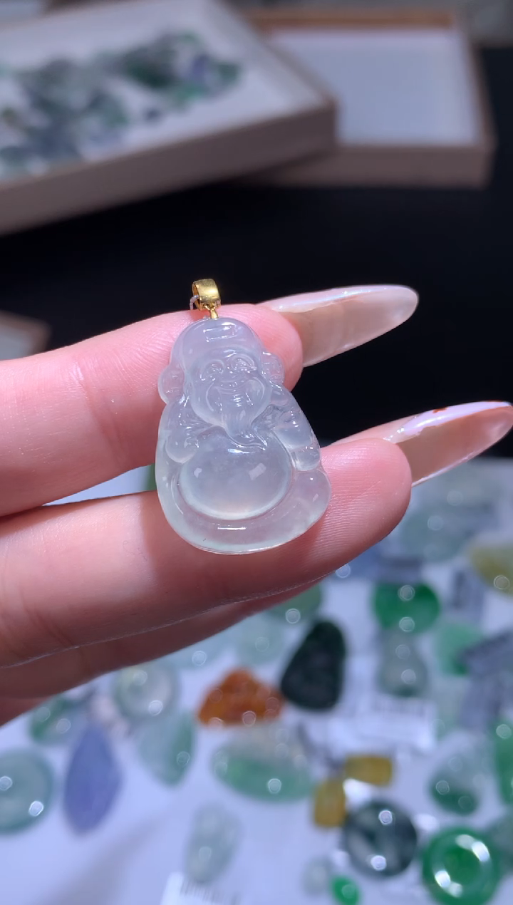 颈饰18K金镶嵌翡翠48小时鉴赏期