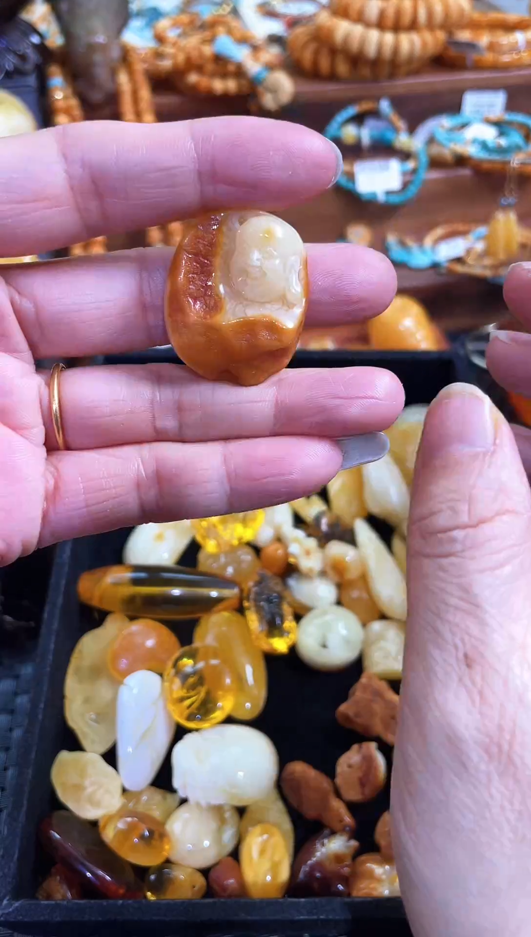 【闪购商品】琥珀吊坠(不含链)未镶嵌弥勒吊坠带绳