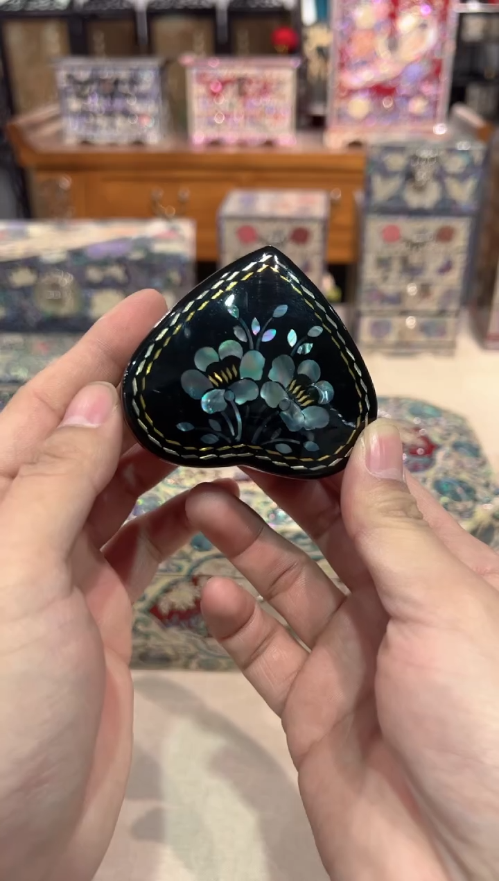 【闪购商品】微瑕老货·弘贝雅螺钿漆器文化馆