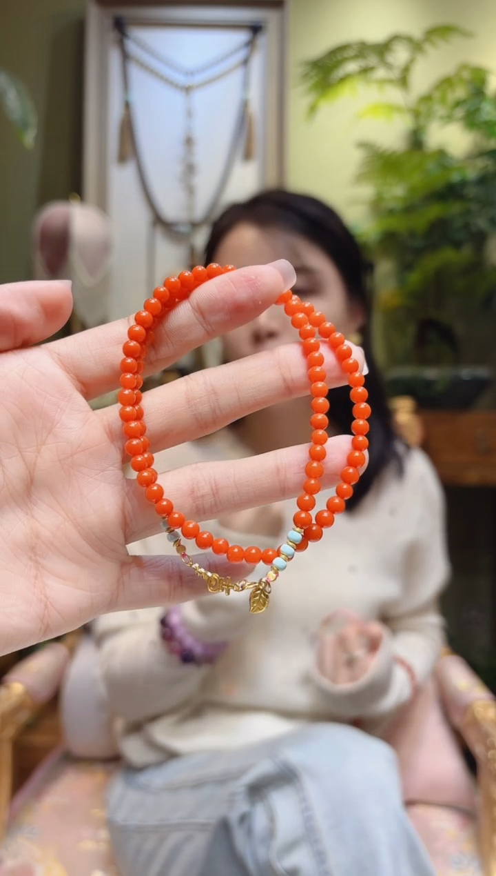 【闪购商品】南红玛瑙项链18K金镶嵌南红锁骨链吉字牌链条