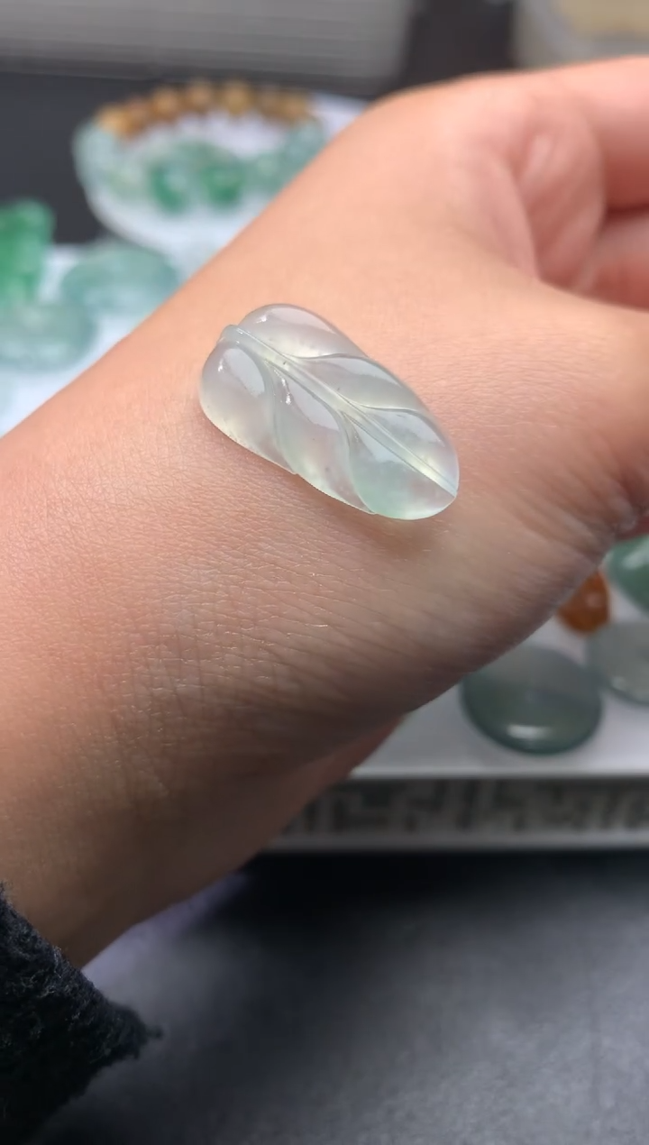 【闪购商品】定制翡翠未镶嵌毛货