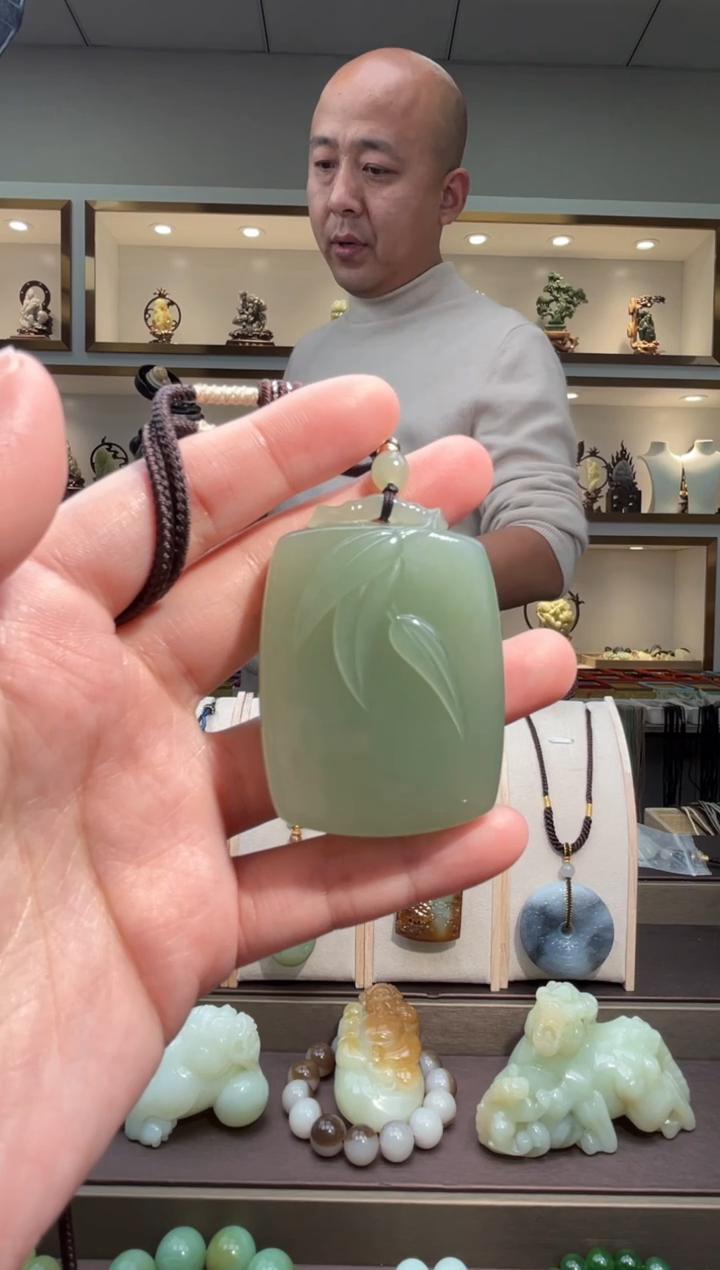 颈饰未镶嵌和田玉抖****3苏