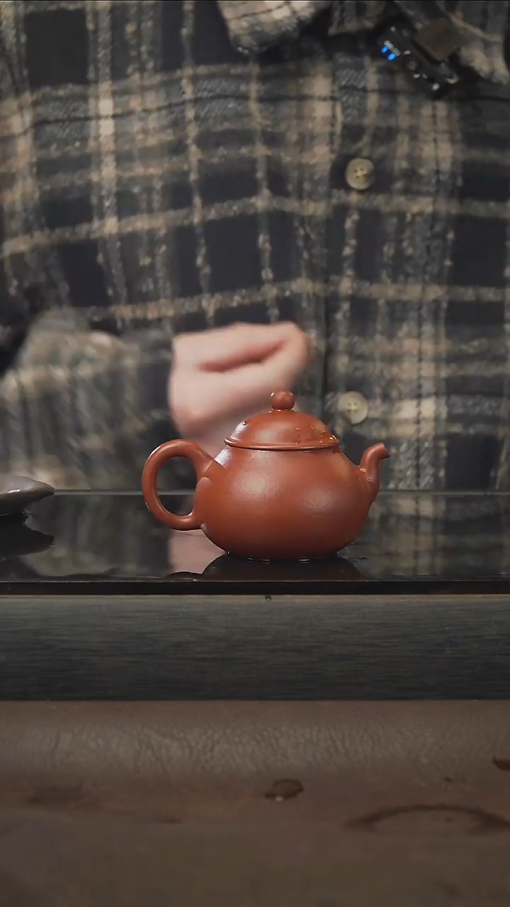 茶壶紫砂笠帽，朱泥，100cc