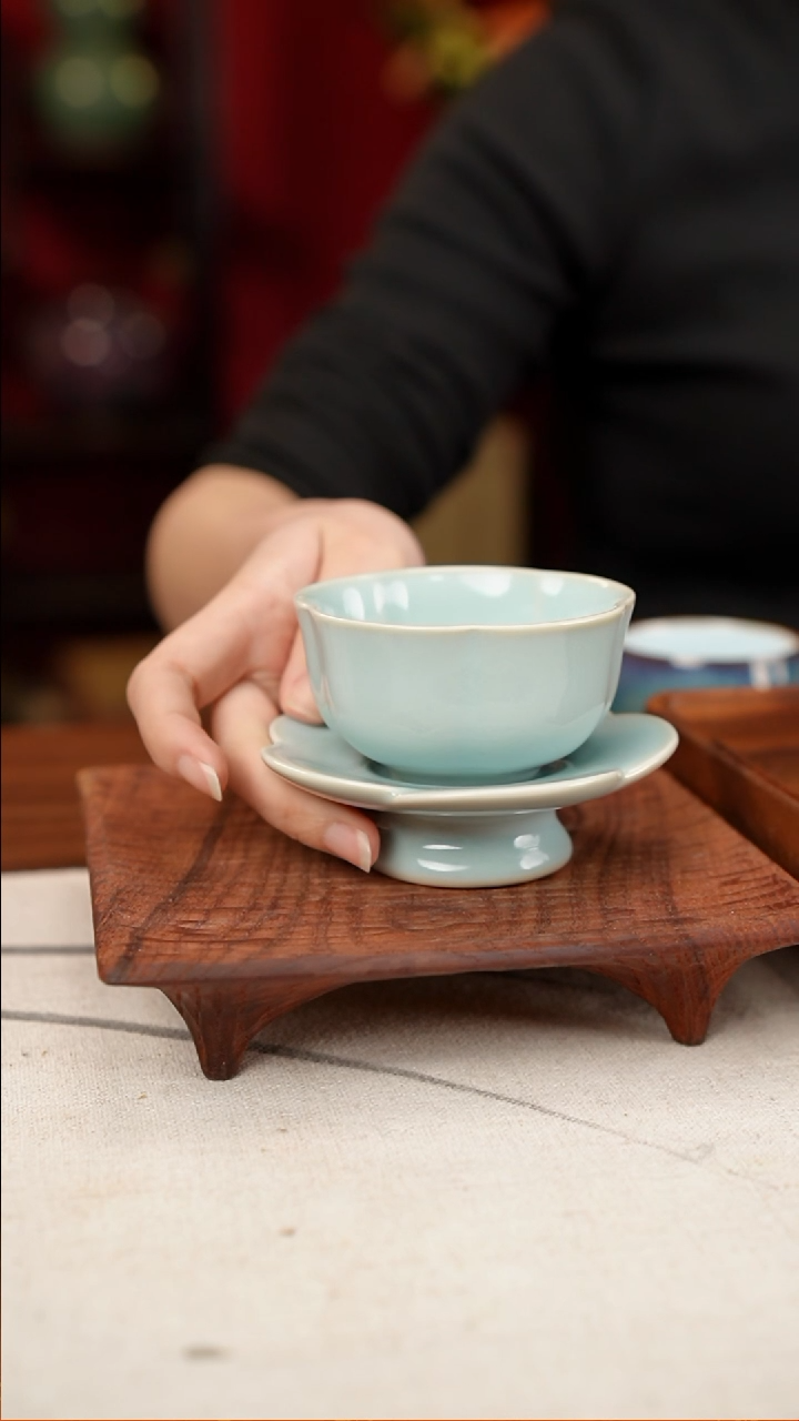 【闪购商品】摆件小师妹-钧瓷-信任