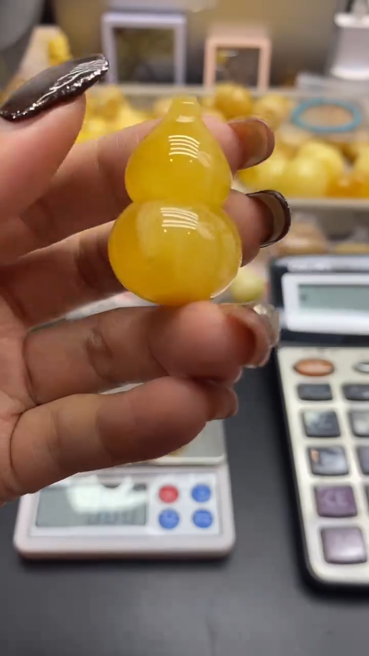 琥珀未镶嵌珠宝奇石2929