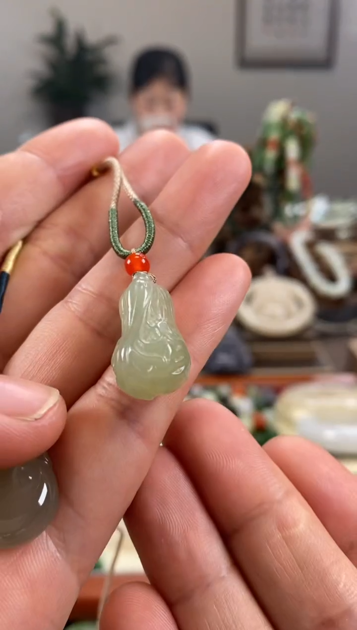 【闪购商品】和田玉颈饰未镶嵌白菜吊坠