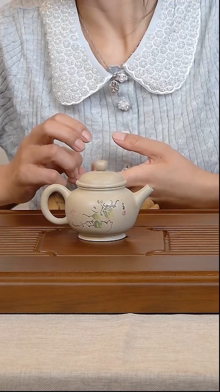 15白泥刻填壶/玖陶纯手工制作
