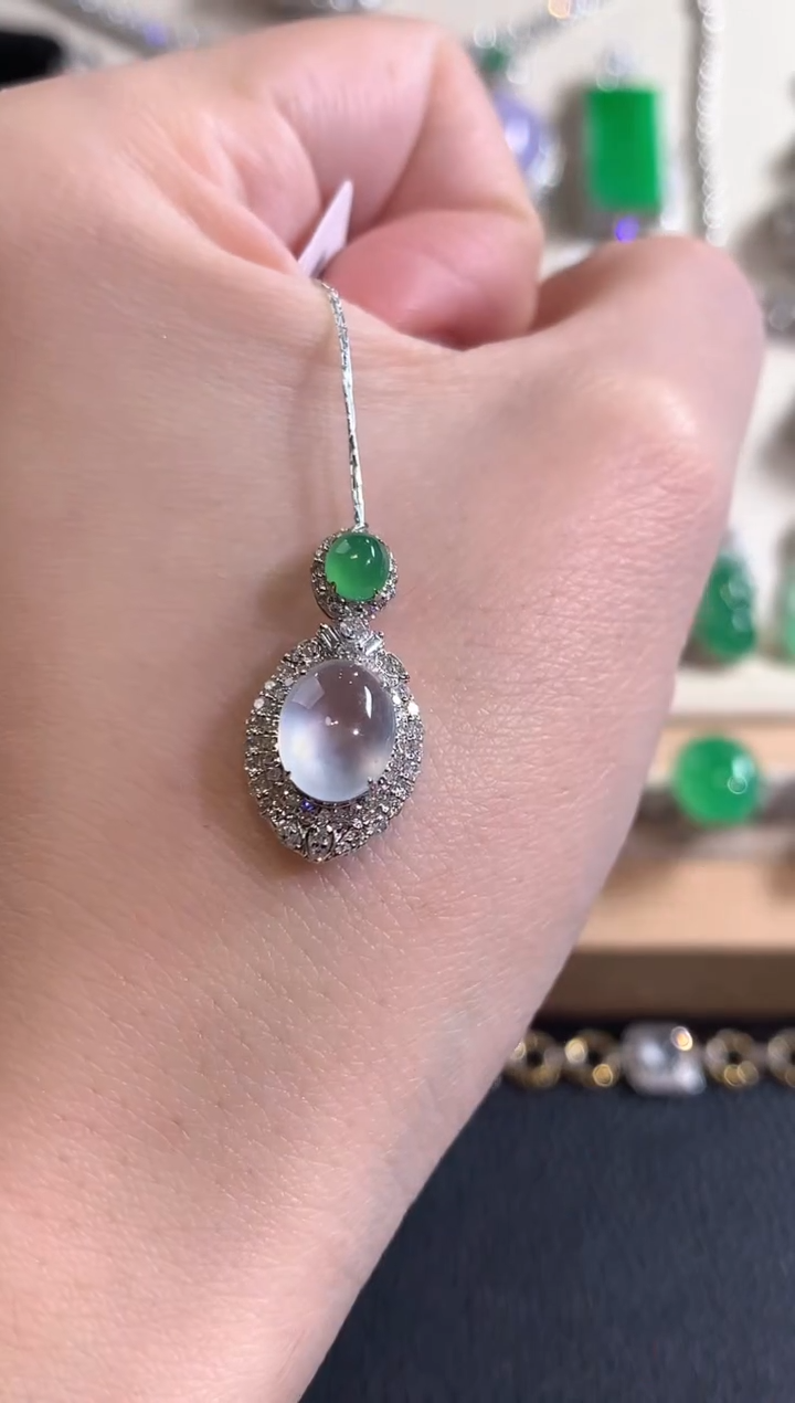 吊坠(不含链)18K金镶嵌翡翠冬日珠宝W77