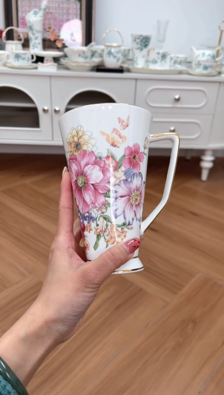 【闪购商品】碗花花高骨骨瓷大马克杯