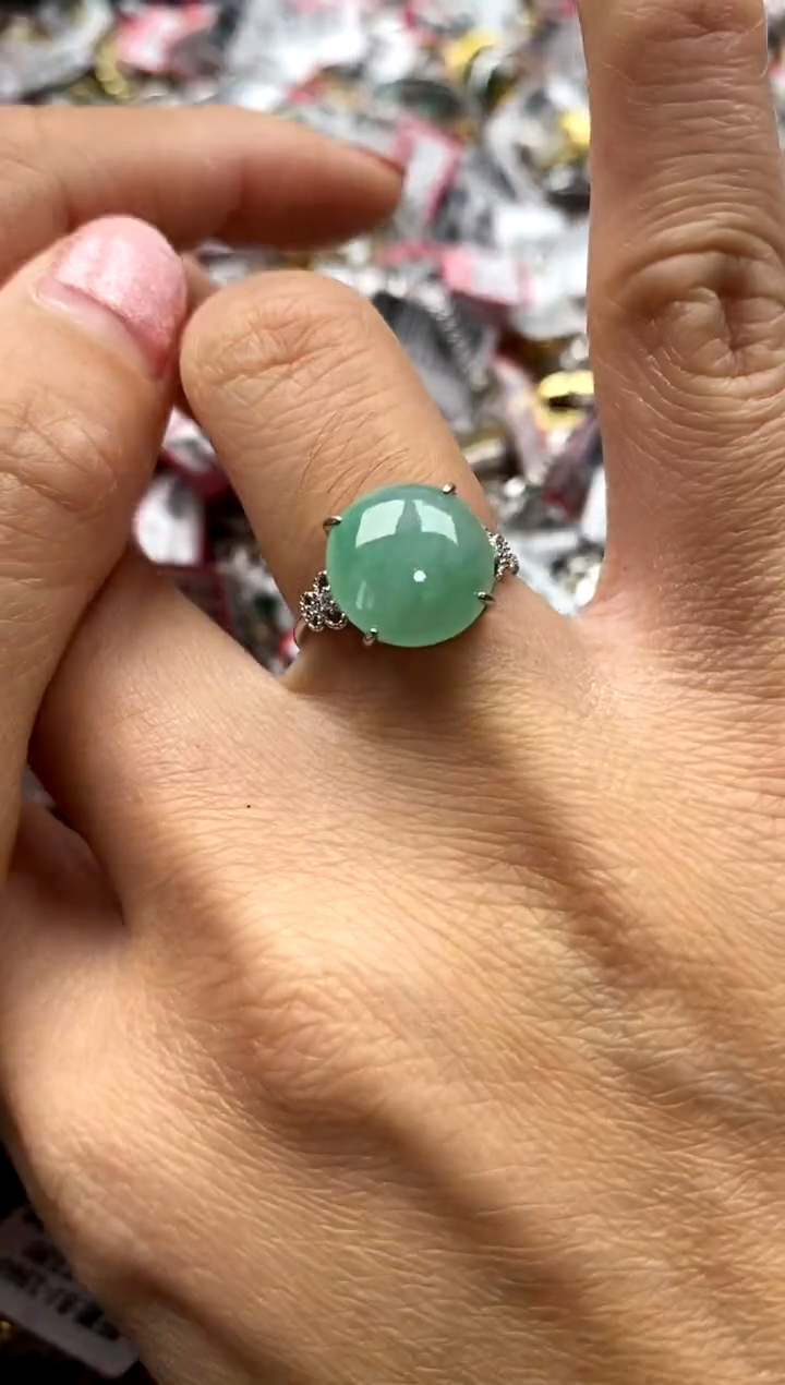 【闪购商品】翡翠戒指银S925镶嵌3333333    5
