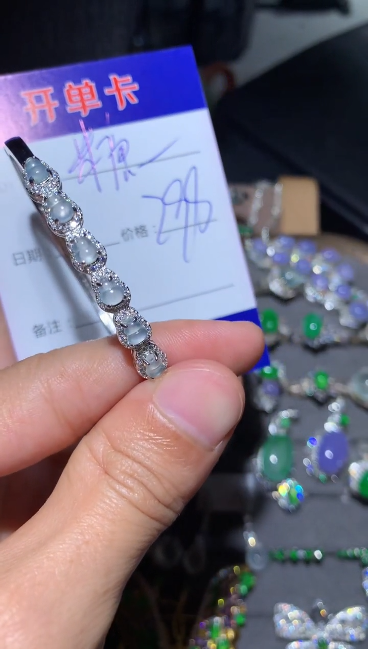 【闪购商品】翡翠手镯银S925镶嵌糖糖爱翠、