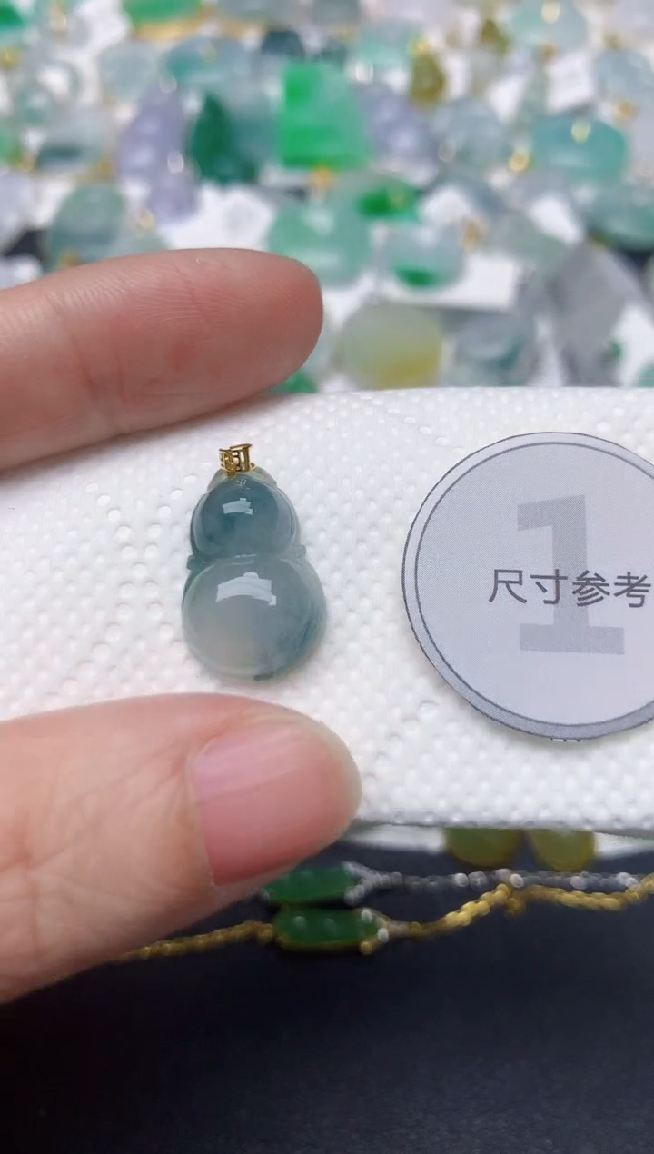 颈饰18K金镶嵌翡翠天然缅甸A货翡翠