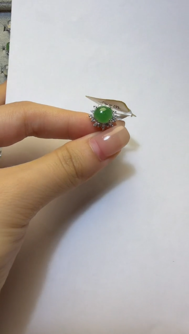 银S925镶嵌戒指翡翠925银镶缅甸A货翡翠戒指