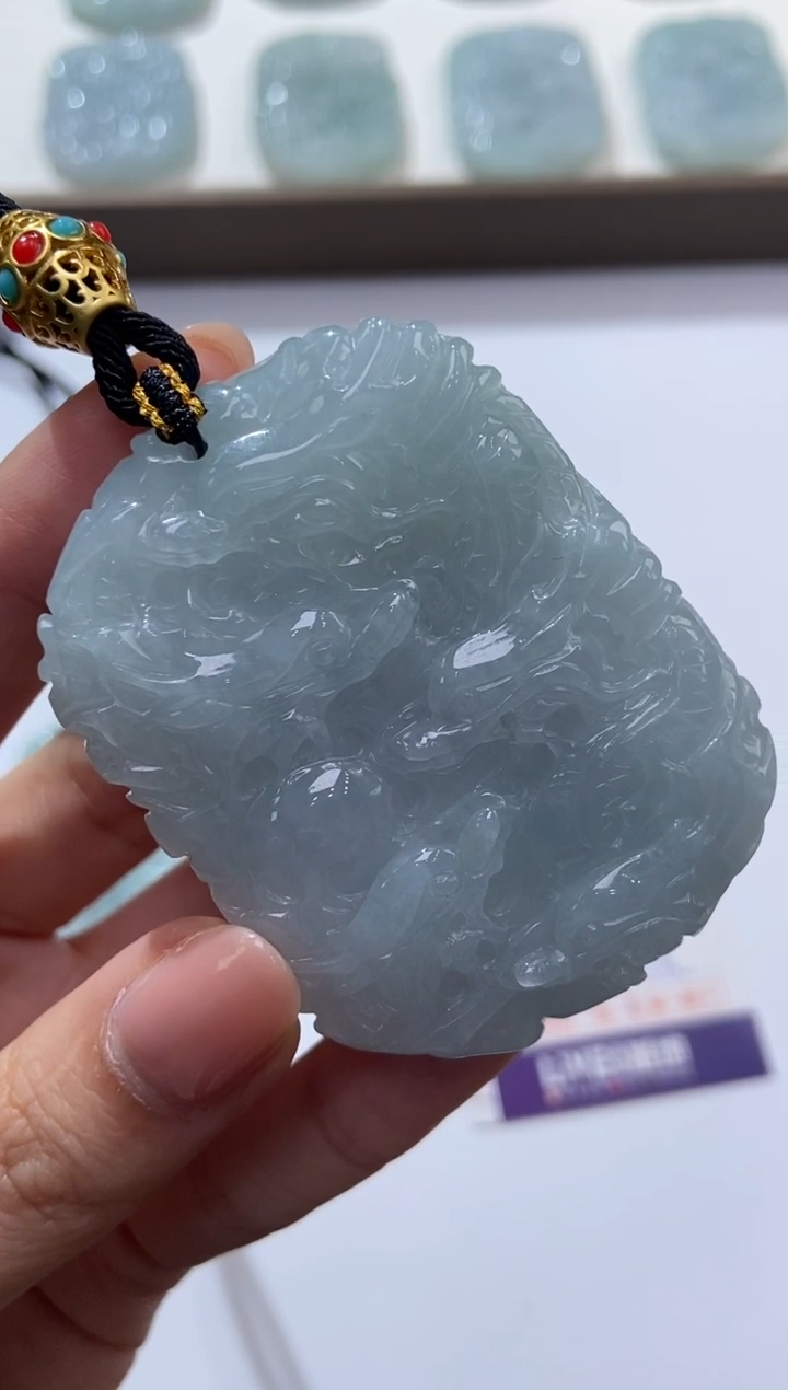 颈饰未镶嵌翡翠374480/翡翠龙牌   多样性一件发