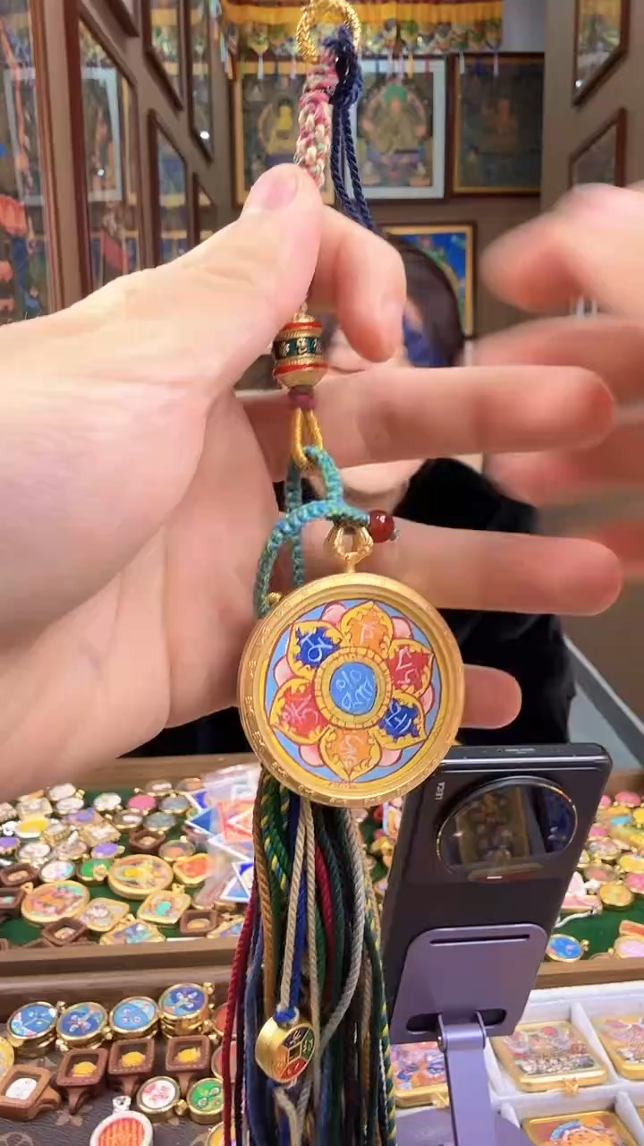 吊坠观音六字坛城车挂-热贡纯手绘唐卡