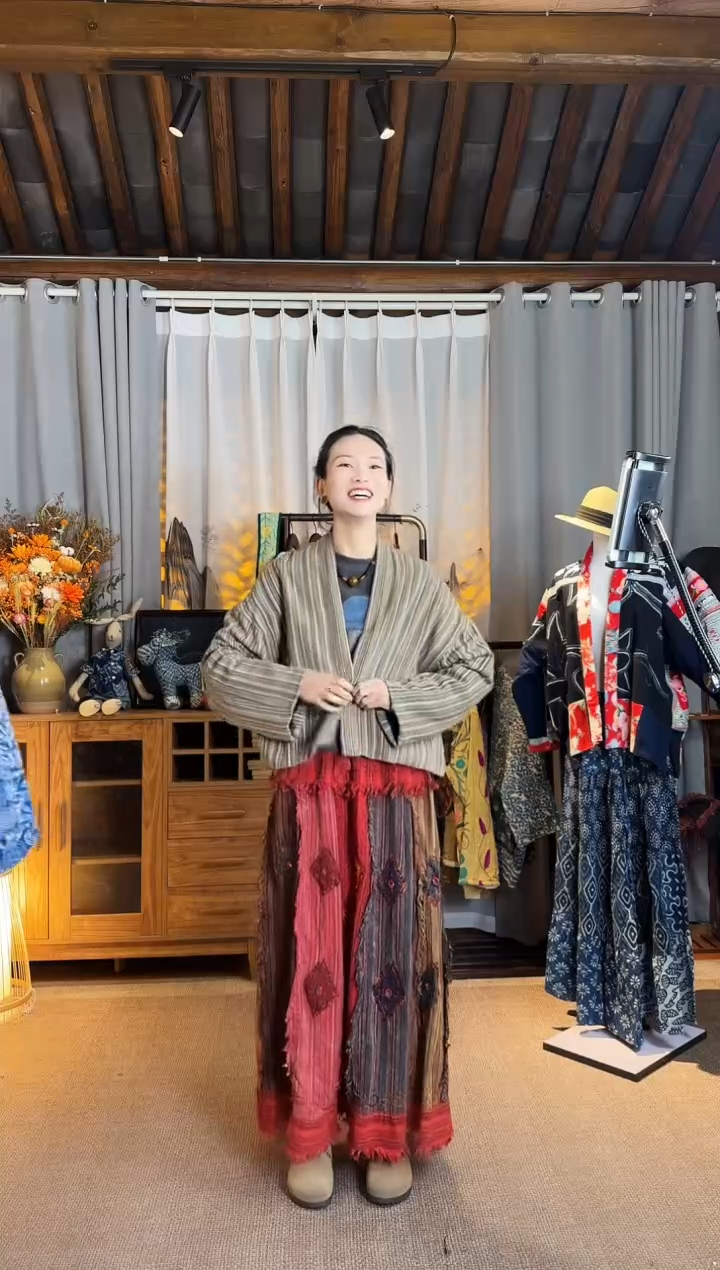 【闪购商品】设计师款条纹外套