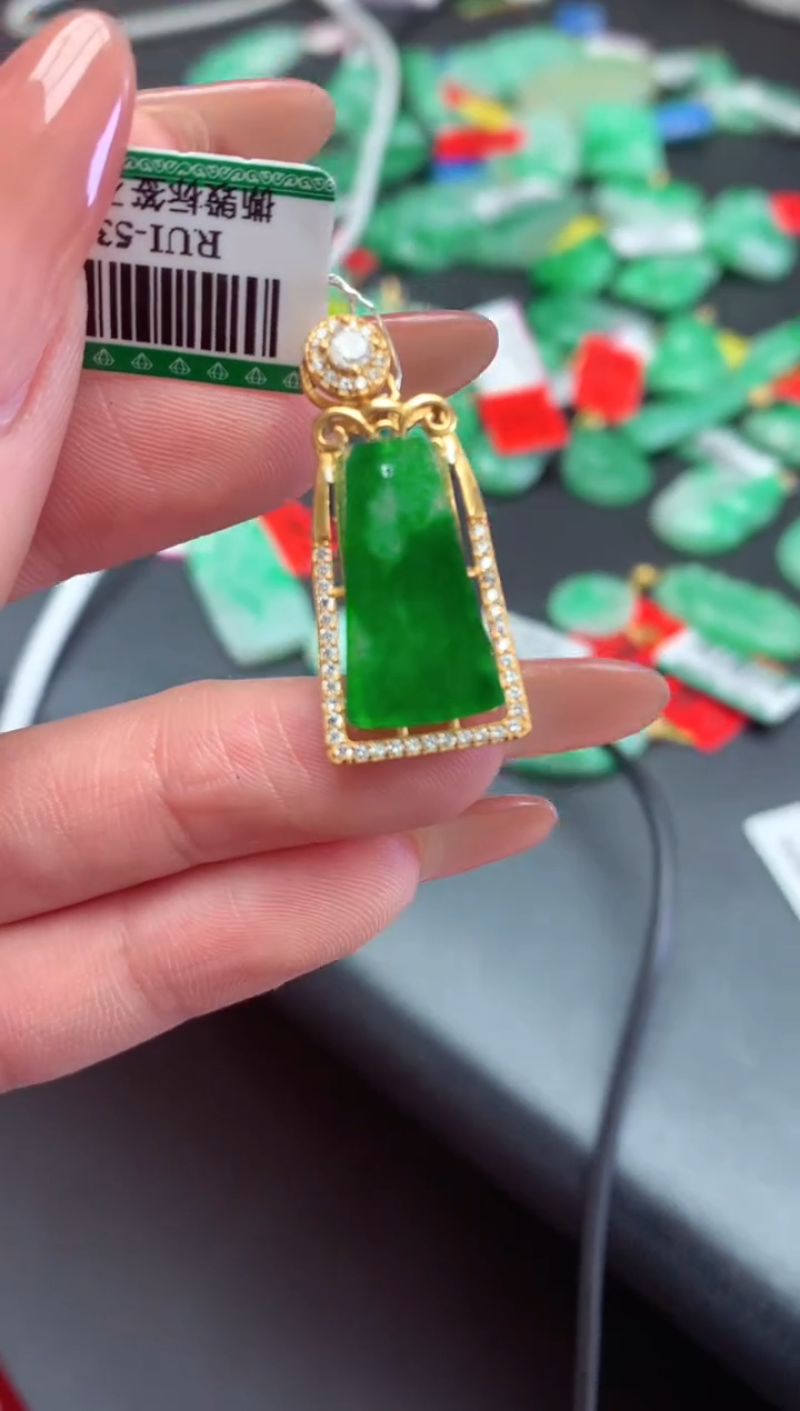 【闪购商品】翡翠吊坠(不含链)银S925镶嵌挂件