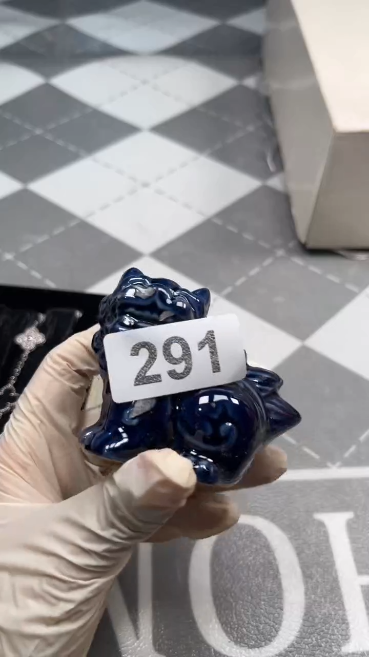 瓷片陶瓷如图所示周边