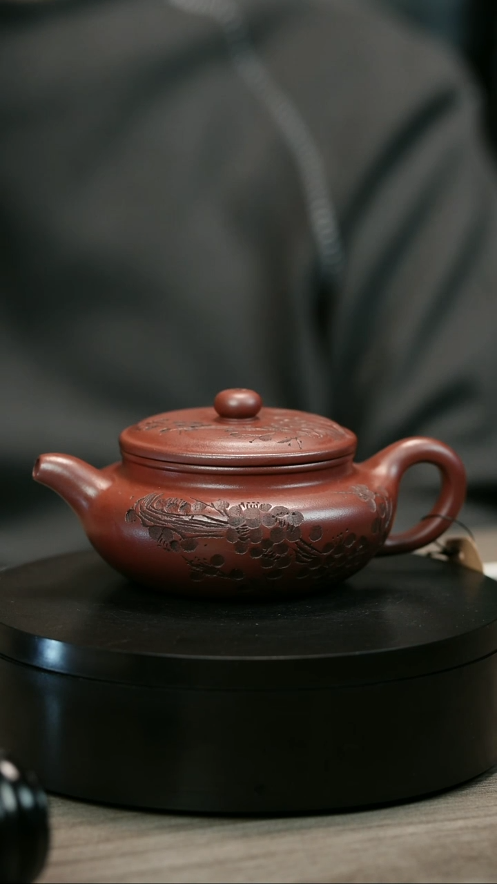 茶壶紫砂晋****练H1817华维梅花扁仿古
