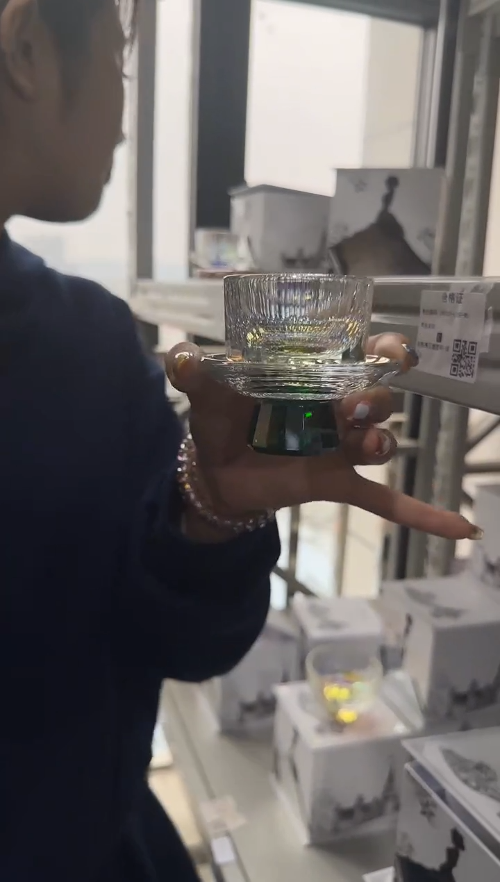 【闪购商品】瓷B199------------