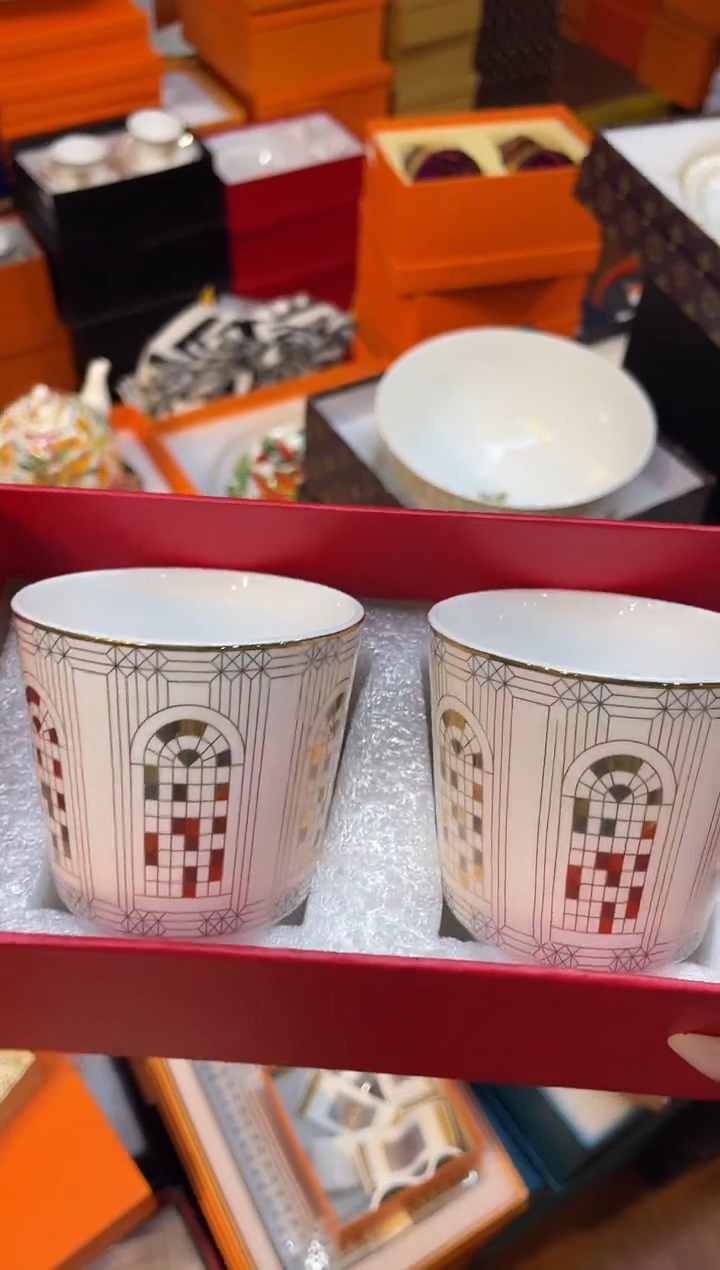 杯鸿辉家品牌瓷器，京东包邮！